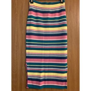 Never worn colorful skirt